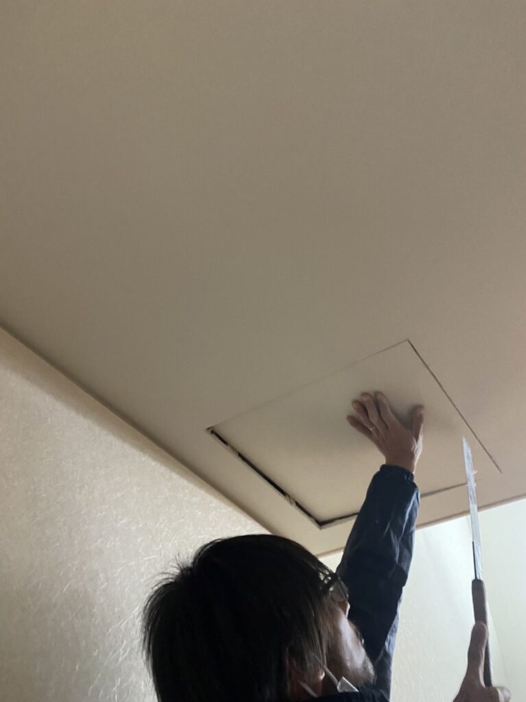 岐阜市　多彩模様塗料「グラナートSP」優れた意匠性でオリジナルの外壁に仕上がりました。