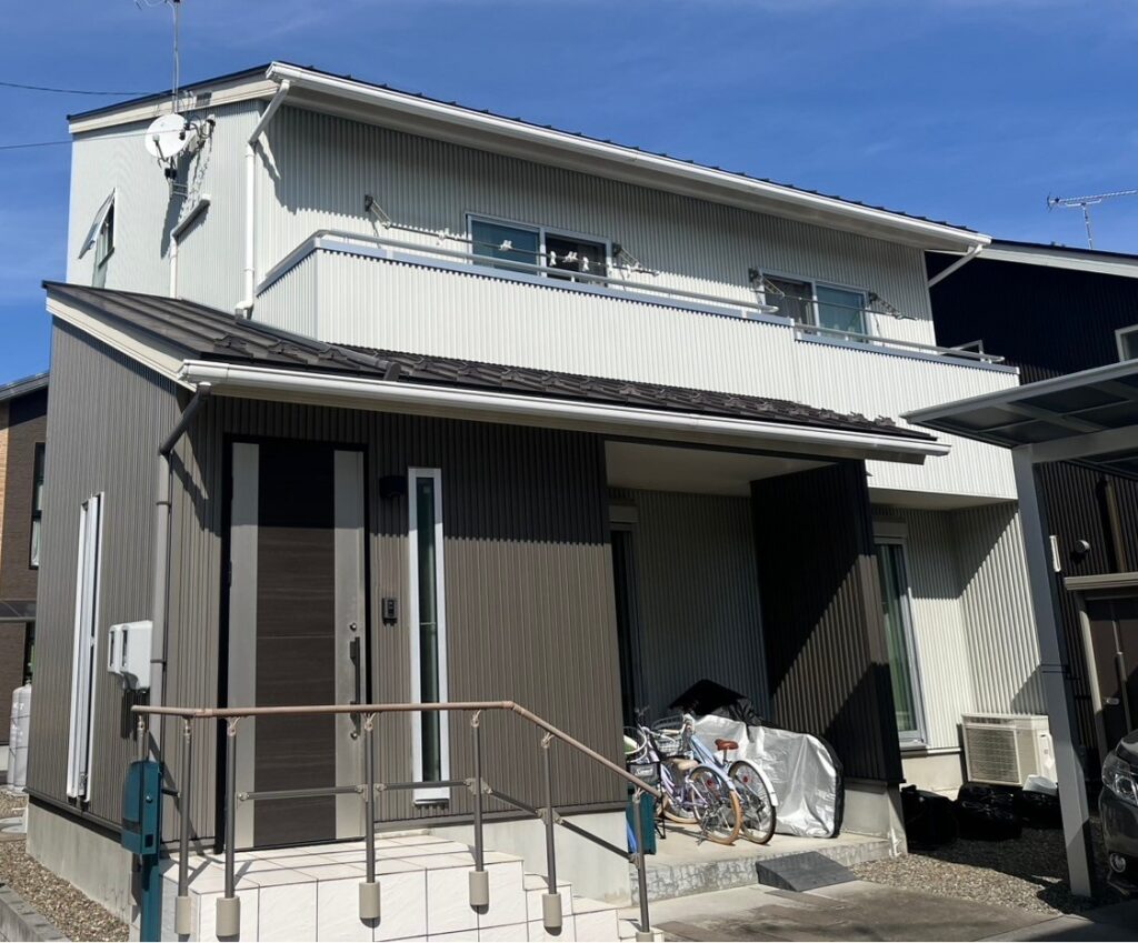 外壁　ガルバ　ビフォーアフター