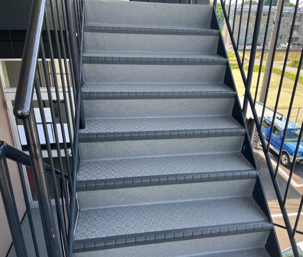 岐阜市｜外部階段を安心・快適に！防水工事とタキステップ施工のご紹介